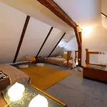 ゲストハウス Dum V Centru Česká Kamenice