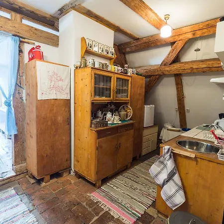 Gasthuis Dům V Centru 3*
